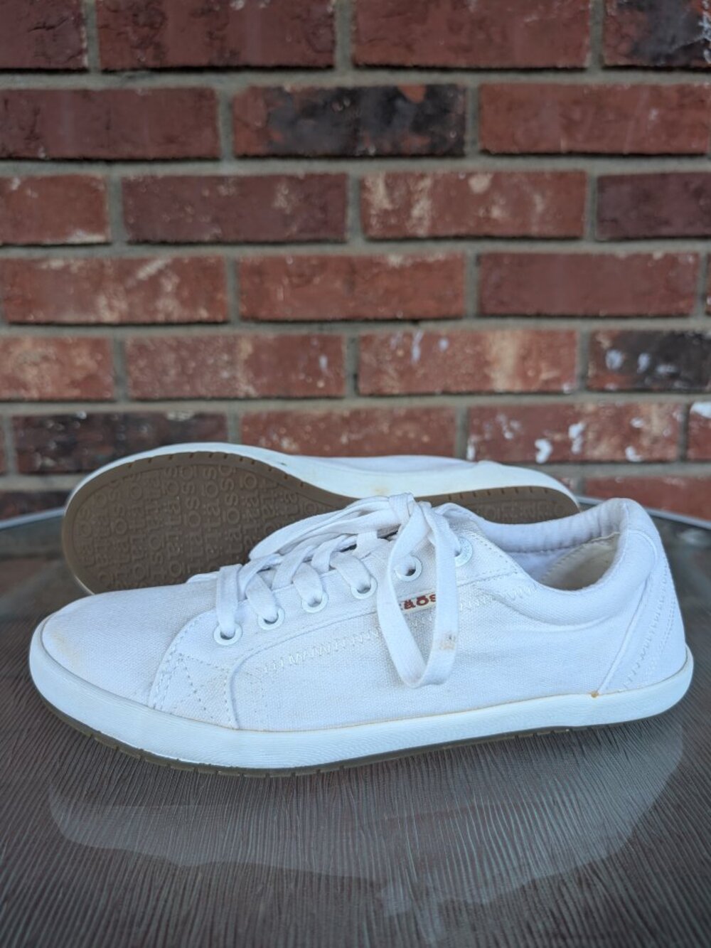 Women's Taos Star White Canvas Sneakers Shoes Size 8.5